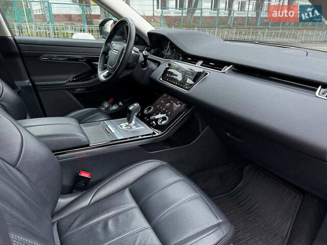 Сірий Ленд Ровер Рендж Ровер Евок, об'ємом двигуна 2 л та пробігом 65 тис. км за 28000 $, фото 47 на Automoto.ua