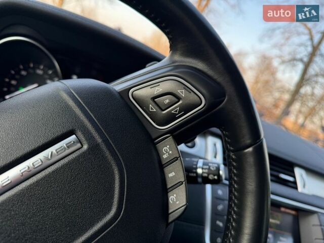 Серый Ленд Ровер Рендж Ровер Эвок, объемом двигателя 2 л и пробегом 130 тыс. км за 23900 $, фото 46 на Automoto.ua