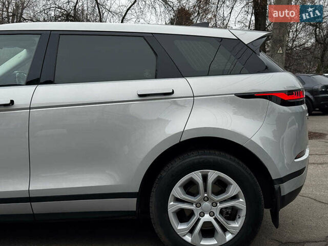 Сірий Ленд Ровер Рендж Ровер Евок, об'ємом двигуна 2 л та пробігом 65 тис. км за 28000 $, фото 19 на Automoto.ua