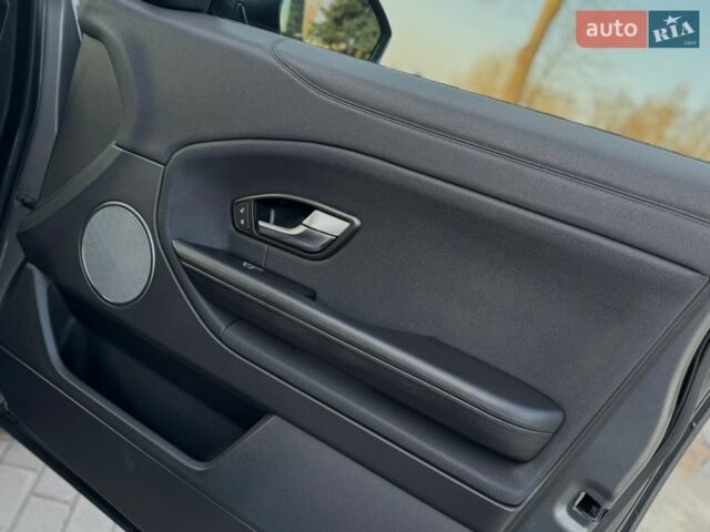 Серый Ленд Ровер Рендж Ровер Эвок, объемом двигателя 2 л и пробегом 130 тыс. км за 23900 $, фото 74 на Automoto.ua