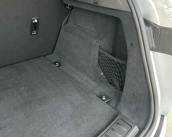 Сірий Ленд Ровер Рендж Ровер Евок, об'ємом двигуна 2 л та пробігом 36 тис. км за 35000 $, фото 12 на Automoto.ua