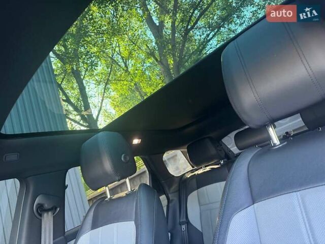 Сірий Ленд Ровер Рендж Ровер Евок, об'ємом двигуна 2 л та пробігом 96 тис. км за 35500 $, фото 10 на Automoto.ua