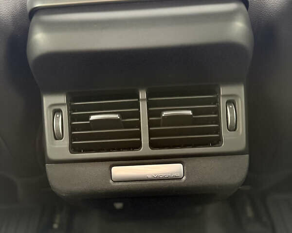 Серый Ленд Ровер Рендж Ровер Эвок, объемом двигателя 2 л и пробегом 120 тыс. км за 35000 $, фото 33 на Automoto.ua