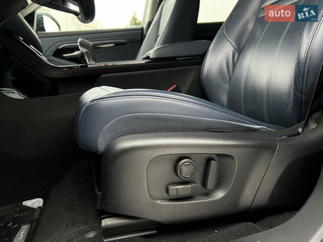 Сірий Ленд Ровер Рендж Ровер Евок, об'ємом двигуна 2 л та пробігом 70 тис. км за 29000 $, фото 22 на Automoto.ua