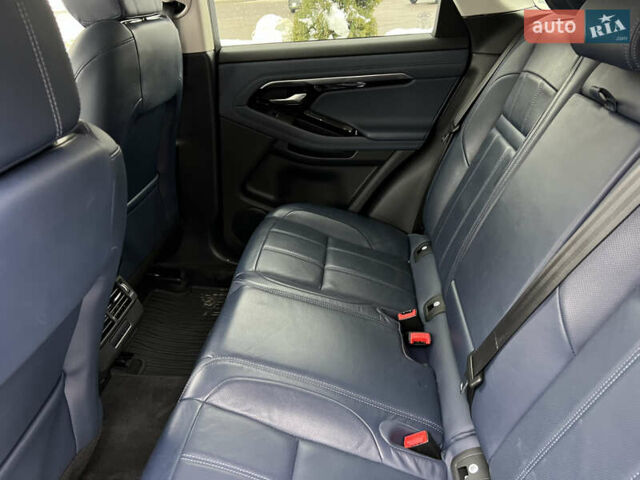 Сірий Ленд Ровер Рендж Ровер Евок, об'ємом двигуна 2 л та пробігом 70 тис. км за 29000 $, фото 26 на Automoto.ua