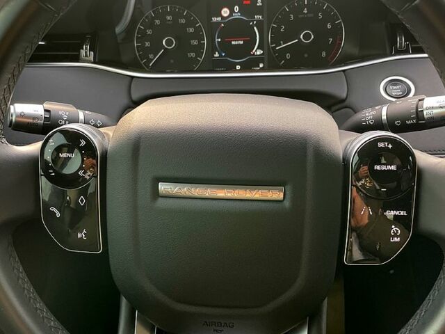 Серый Ленд Ровер Рендж Ровер Эвок, объемом двигателя 2 л и пробегом 36 тыс. км за 33700 $, фото 1 на Automoto.ua