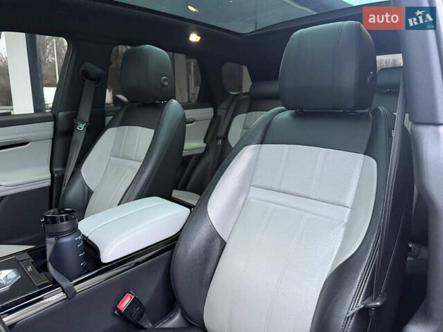 Сірий Ленд Ровер Рендж Ровер Евок, об'ємом двигуна 2 л та пробігом 161 тис. км за 29999 $, фото 15 на Automoto.ua