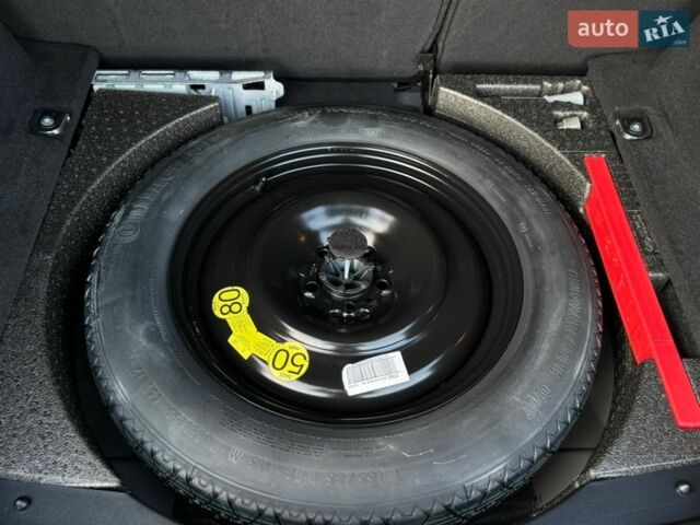 Серый Ленд Ровер Рендж Ровер Эвок, объемом двигателя 2 л и пробегом 130 тыс. км за 23900 $, фото 100 на Automoto.ua