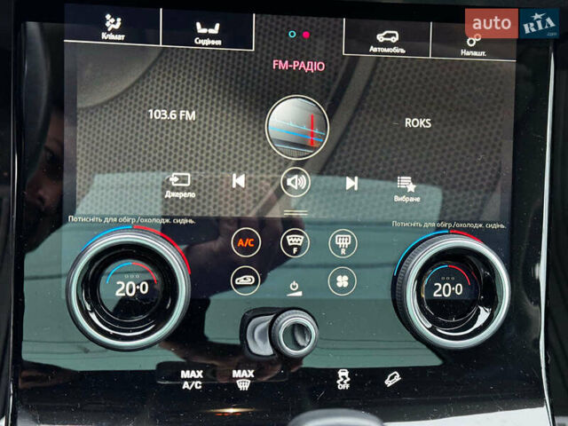 Сірий Ленд Ровер Рендж Ровер Евок, об'ємом двигуна 2 л та пробігом 65 тис. км за 28000 $, фото 40 на Automoto.ua