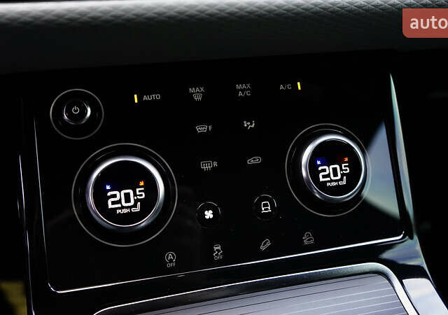 Серый Ленд Ровер Рендж Ровер Эвок, объемом двигателя 2 л и пробегом 95 тыс. км за 37800 $, фото 40 на Automoto.ua