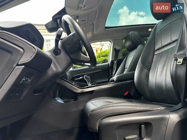 Серый Ленд Ровер Рендж Ровер Эвок, объемом двигателя 2 л и пробегом 65 тыс. км за 30790 $, фото 20 на Automoto.ua