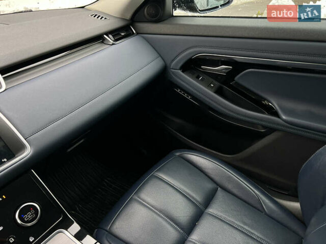 Сірий Ленд Ровер Рендж Ровер Евок, об'ємом двигуна 2 л та пробігом 70 тис. км за 29000 $, фото 12 на Automoto.ua