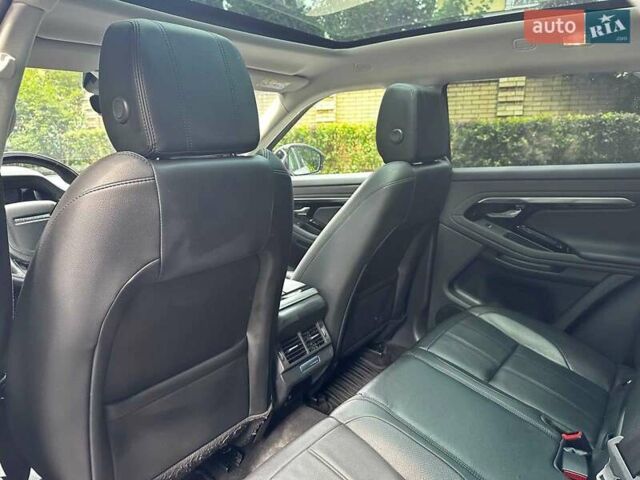 Серый Ленд Ровер Рендж Ровер Эвок, объемом двигателя 2 л и пробегом 65 тыс. км за 30790 $, фото 22 на Automoto.ua