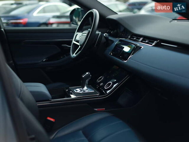 Ленд Ровер Рендж Ровер Эвок 2020 в Киеве на Automoto.ua Серый Ленд Ровер Рендж Ровер Эвок, объемом двигателя 2 л и пробегом 38 тыс. км за 46500 $, фото 9 на Automoto.ua