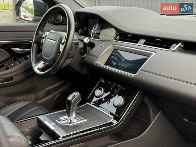 Ленд Ровер Рендж Ровер Эвок 2020 в Киеве на Automoto.ua Серый Ленд Ровер Рендж Ровер Эвок, объемом двигателя 2 л и пробегом 51 тыс. км за 35500 $, фото 17 на Automoto.ua