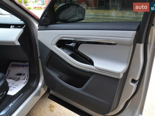 Серый Ленд Ровер Рендж Ровер Эвок, объемом двигателя 2 л и пробегом 48 тыс. км за 33800 $, фото 18 на Automoto.ua