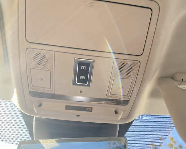 Сірий Ленд Ровер Рендж Ровер Евок, об'ємом двигуна 2 л та пробігом 39 тис. км за 38700 $, фото 27 на Automoto.ua