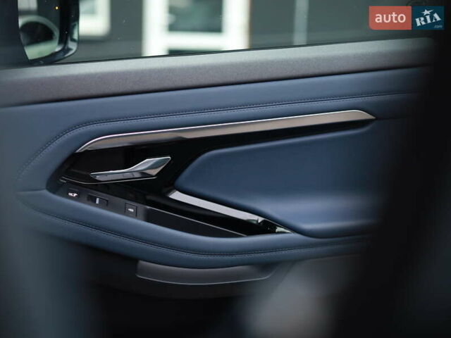 Ленд Ровер Рендж Ровер Эвок 2020 в Киеве на Automoto.ua Серый Ленд Ровер Рендж Ровер Эвок, объемом двигателя 2 л и пробегом 38 тыс. км за 46500 $, фото 18 на Automoto.ua