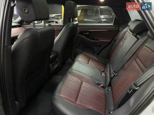 Серый Ленд Ровер Рендж Ровер Эвок, объемом двигателя 2 л и пробегом 27 тыс. км за 41500 $, фото 10 на Automoto.ua