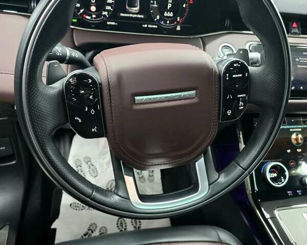 Серый Ленд Ровер Рендж Ровер Эвок, объемом двигателя 2 л и пробегом 27 тыс. км за 41500 $, фото 12 на Automoto.ua