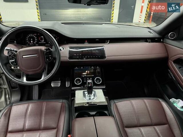 Серый Ленд Ровер Рендж Ровер Эвок, объемом двигателя 2 л и пробегом 27 тыс. км за 41500 $, фото 9 на Automoto.ua