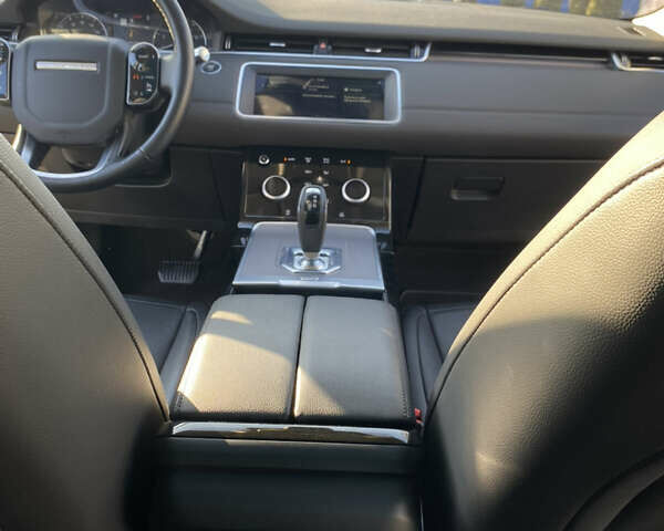 Сірий Ленд Ровер Рендж Ровер Евок, об'ємом двигуна 2 л та пробігом 39 тис. км за 38700 $, фото 17 на Automoto.ua