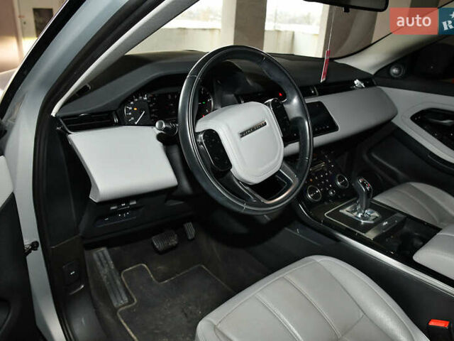 Серый Ленд Ровер Рендж Ровер Эвок, объемом двигателя 2 л и пробегом 52 тыс. км за 32000 $, фото 5 на Automoto.ua