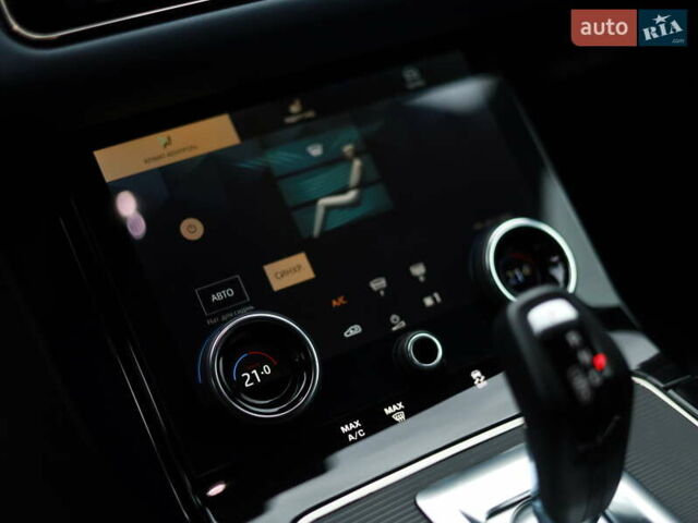 Ленд Ровер Рендж Ровер Эвок 2020 в Киеве на Automoto.ua Серый Ленд Ровер Рендж Ровер Эвок, объемом двигателя 2 л и пробегом 38 тыс. км за 46500 $, фото 22 на Automoto.ua