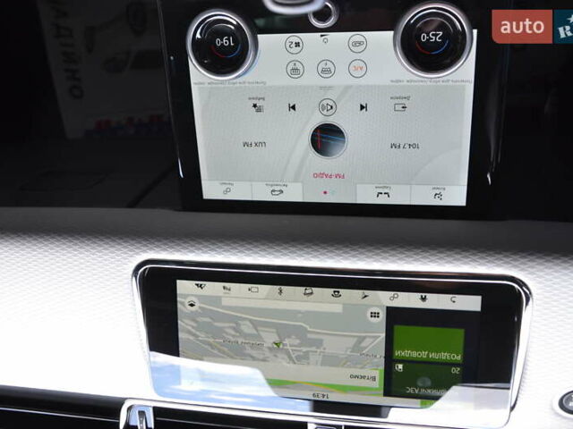 Серый Ленд Ровер Рендж Ровер Эвок, объемом двигателя 2 л и пробегом 48 тыс. км за 33800 $, фото 26 на Automoto.ua