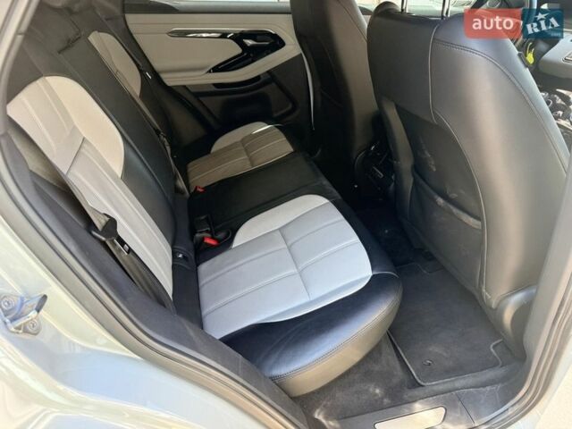 Серый Ленд Ровер Рендж Ровер Эвок, объемом двигателя 2 л и пробегом 30 тыс. км за 40900 $, фото 13 на Automoto.ua