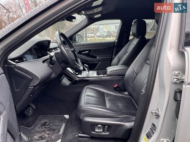 Серый Ленд Ровер Рендж Ровер Эвок, объемом двигателя 2 л и пробегом 43 тыс. км за 37000 $, фото 3 на Automoto.ua