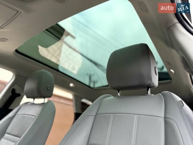 Серый Ленд Ровер Рендж Ровер Эвок, объемом двигателя 2 л и пробегом 65 тыс. км за 42700 $, фото 50 на Automoto.ua