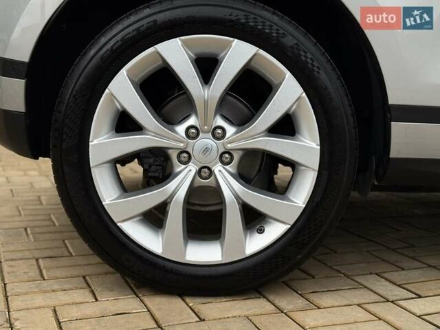 Серый Ленд Ровер Рендж Ровер Эвок, объемом двигателя 2 л и пробегом 65 тыс. км за 42700 $, фото 14 на Automoto.ua