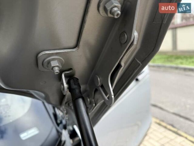 Серый Ленд Ровер Рендж Ровер Эвок, объемом двигателя 2 л и пробегом 65 тыс. км за 42700 $, фото 82 на Automoto.ua