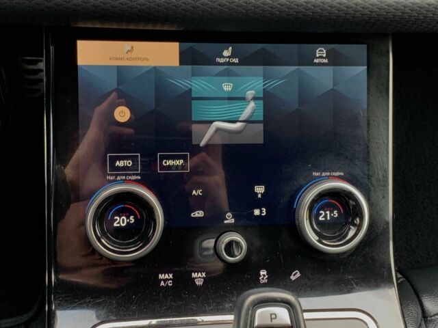 Серый Ленд Ровер Рендж Ровер Эвок, объемом двигателя 2 л и пробегом 180 тыс. км за 35555 $, фото 23 на Automoto.ua