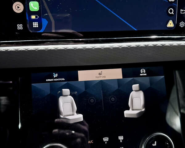 Серый Ленд Ровер Рендж Ровер Эвок, объемом двигателя 2 л и пробегом 66 тыс. км за 44000 $, фото 8 на Automoto.ua