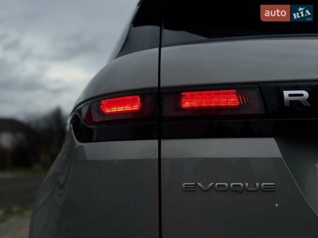 Серый Ленд Ровер Рендж Ровер Эвок, объемом двигателя 2 л и пробегом 65 тыс. км за 42700 $, фото 28 на Automoto.ua