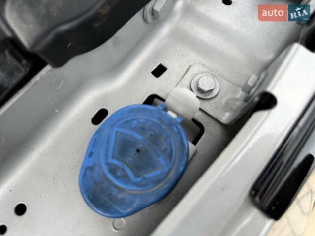 Серый Ленд Ровер Рендж Ровер Эвок, объемом двигателя 2 л и пробегом 65 тыс. км за 42700 $, фото 83 на Automoto.ua