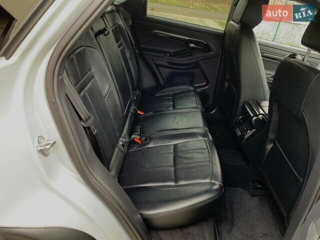 Серый Ленд Ровер Рендж Ровер Эвок, объемом двигателя 2 л и пробегом 180 тыс. км за 35555 $, фото 34 на Automoto.ua