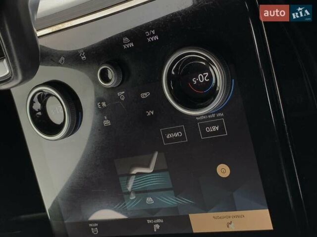 Серый Ленд Ровер Рендж Ровер Эвок, объемом двигателя 2 л и пробегом 180 тыс. км за 35555 $, фото 54 на Automoto.ua