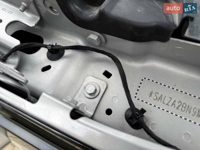 Серый Ленд Ровер Рендж Ровер Эвок, объемом двигателя 2 л и пробегом 65 тыс. км за 42700 $, фото 80 на Automoto.ua