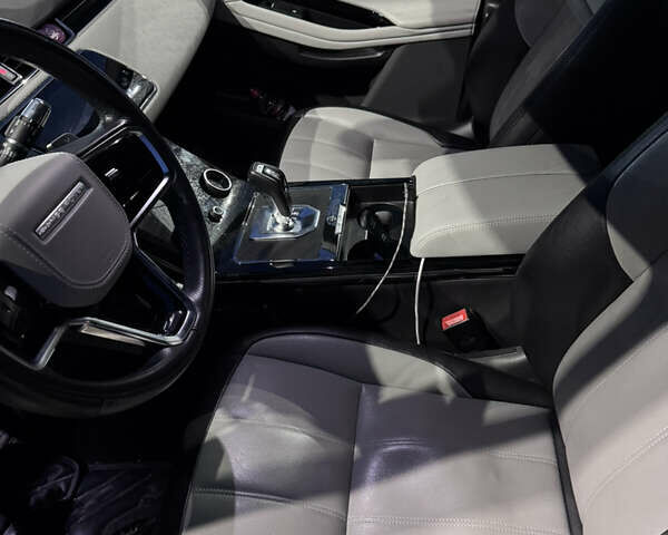 Серый Ленд Ровер Рендж Ровер Эвок, объемом двигателя 2 л и пробегом 66 тыс. км за 44000 $, фото 5 на Automoto.ua