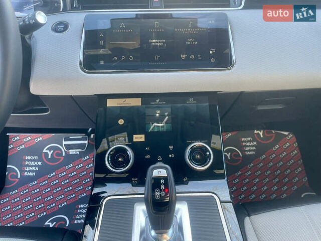 Сірий Ленд Ровер Рендж Ровер Евок, об'ємом двигуна 2 л та пробігом 25 тис. км за 42400 $, фото 28 на Automoto.ua