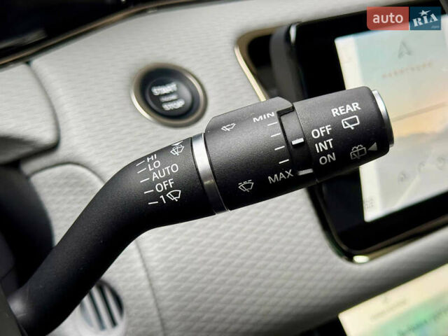 Сірий Ленд Ровер Рендж Ровер Евок, об'ємом двигуна 1.5 л та пробігом 28 тис. км за 39500 $, фото 48 на Automoto.ua
