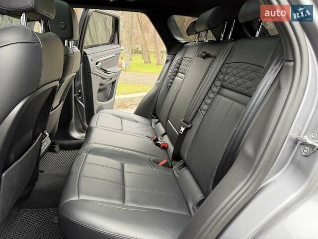 Серый Ленд Ровер Рендж Ровер Эвок, объемом двигателя 2 л и пробегом 37 тыс. км за 47999 $, фото 88 на Automoto.ua
