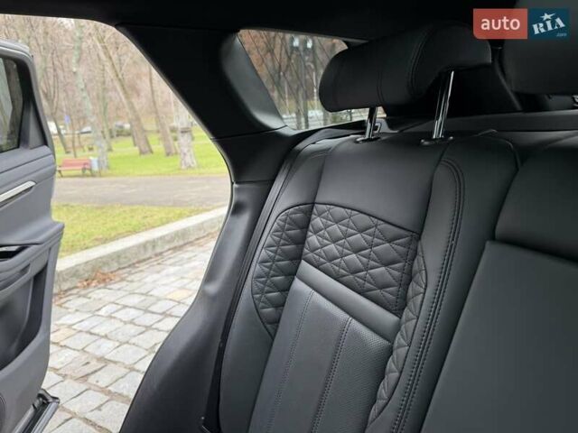 Серый Ленд Ровер Рендж Ровер Эвок, объемом двигателя 2 л и пробегом 37 тыс. км за 47999 $, фото 93 на Automoto.ua