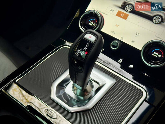 Сірий Ленд Ровер Рендж Ровер Евок, об'ємом двигуна 1.5 л та пробігом 28 тис. км за 39500 $, фото 41 на Automoto.ua