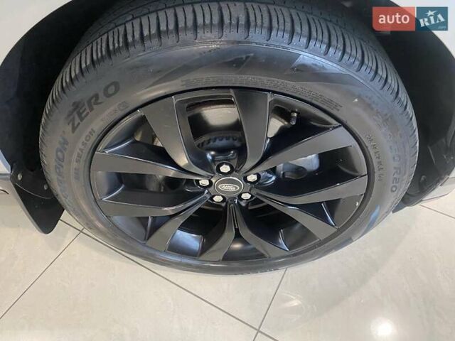 Серый Ленд Ровер Рендж Ровер Эвок, объемом двигателя 0 л и пробегом 44 тыс. км за 39999 $, фото 18 на Automoto.ua