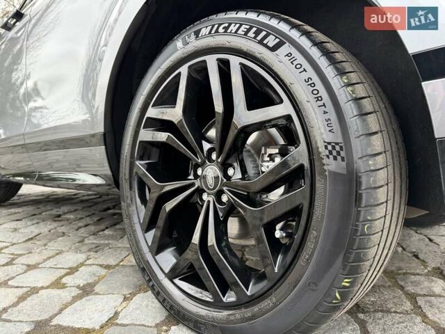 Серый Ленд Ровер Рендж Ровер Эвок, объемом двигателя 2 л и пробегом 37 тыс. км за 47999 $, фото 46 на Automoto.ua