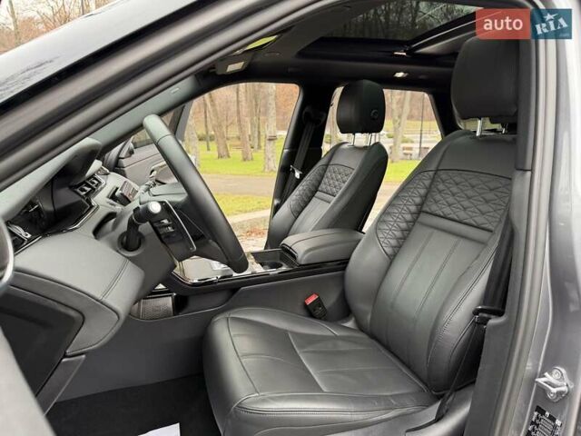 Серый Ленд Ровер Рендж Ровер Эвок, объемом двигателя 2 л и пробегом 37 тыс. км за 47999 $, фото 65 на Automoto.ua